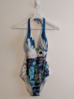 SAVE THE QUEEN graphic one-piece swimsuit - size large